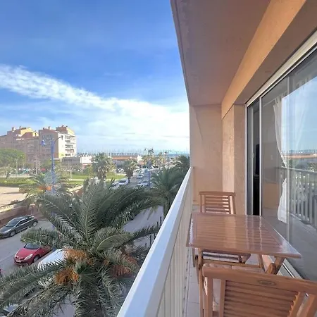 La Marina - Studio Cosy Avec Balcon Sur Le Port * Hyeres
