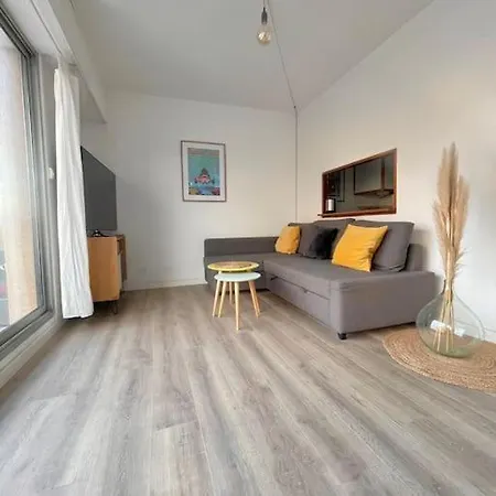 Apartment La Marina - Studio Cosy Avec Balcon Sur Le Port Hyeres