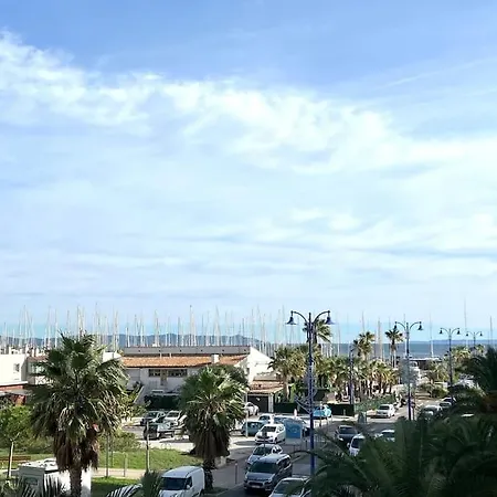 La Marina - Studio Cosy Avec Balcon Sur Le Port Appartement Hyères